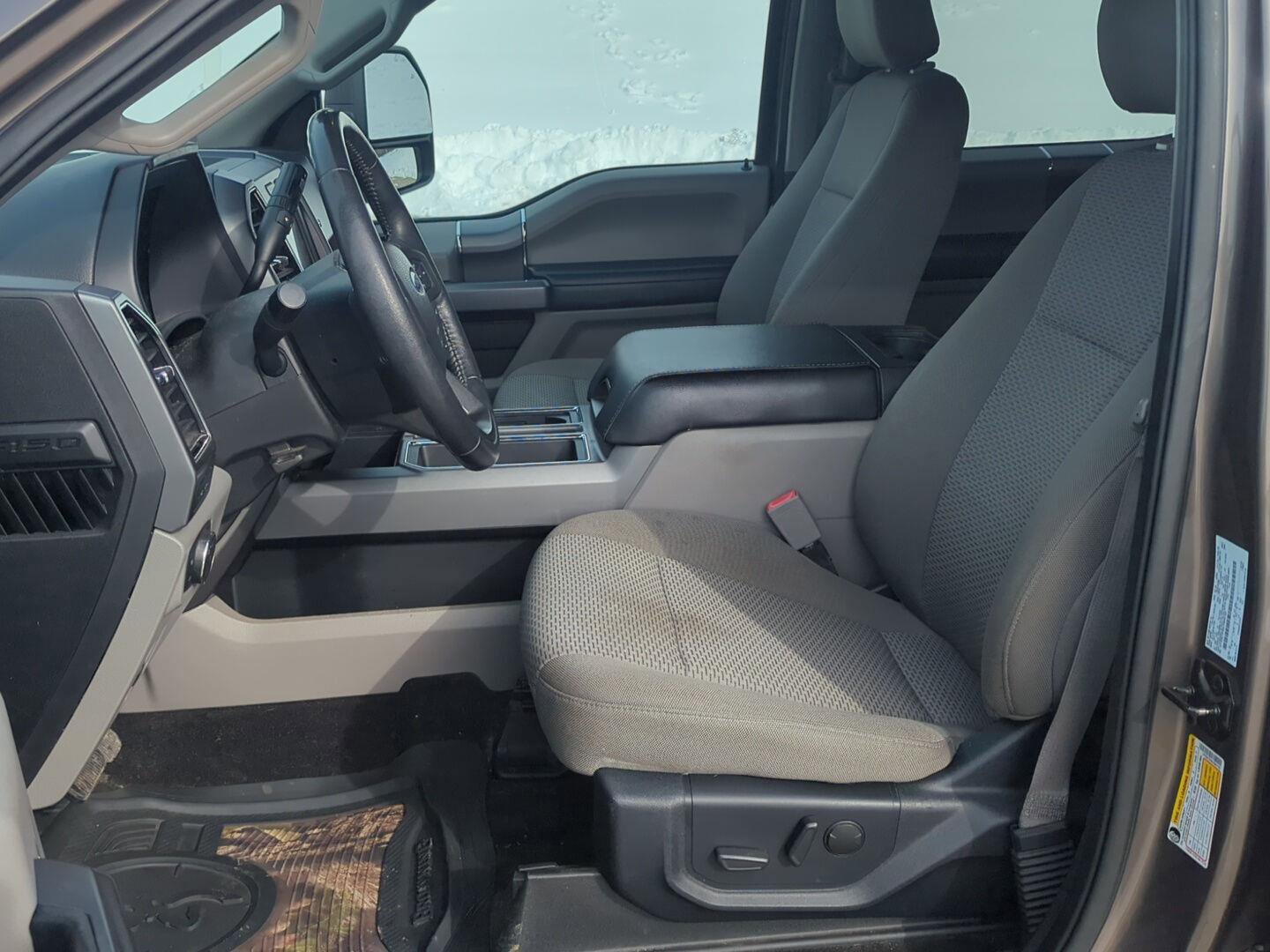 Used 2020 Ford F150 XLT w/ Equipment Group 302A Luxury image 12