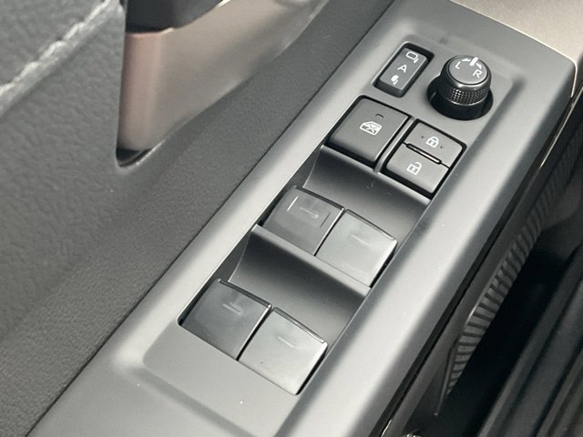 New 2026 Toyota Tundra Limited AWD/4WD image 34