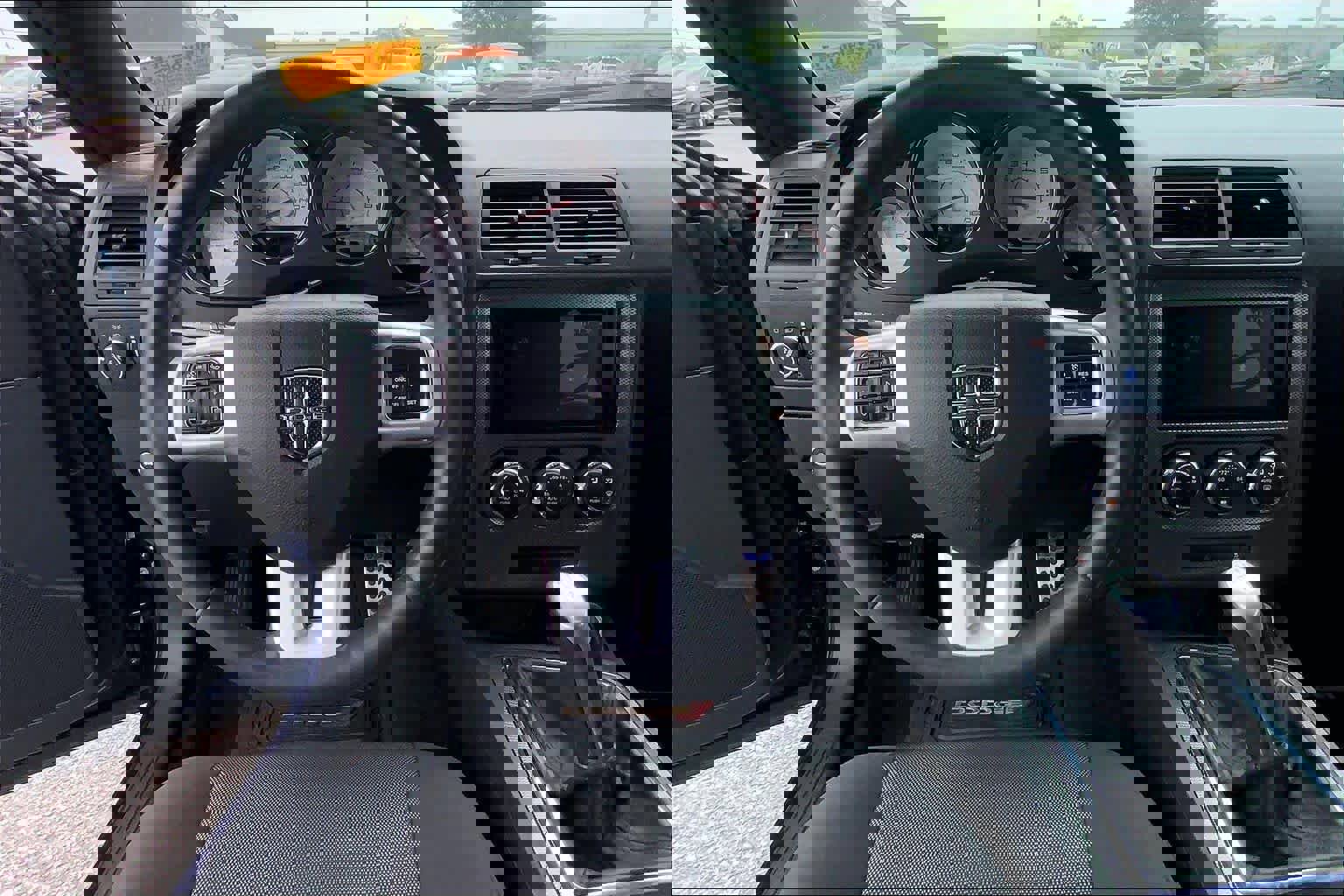 Used 2013 Dodge Challenger R/T image 6