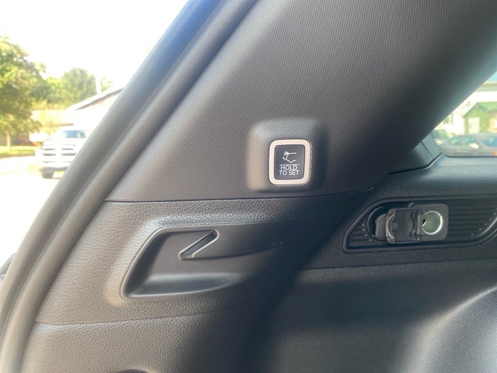 New 2025 Jeep Grand Cherokee Limited image 6