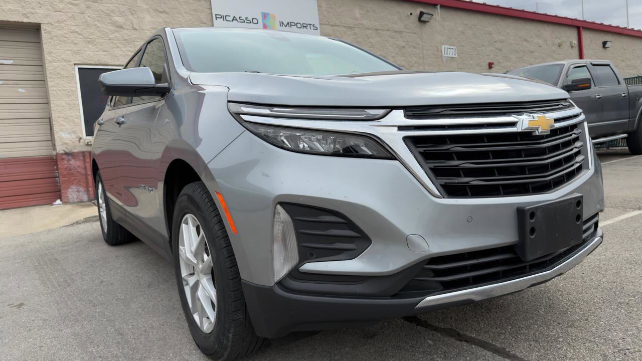 Used 2023 Chevrolet Equinox LT w/ Driver Convenience Package image 12