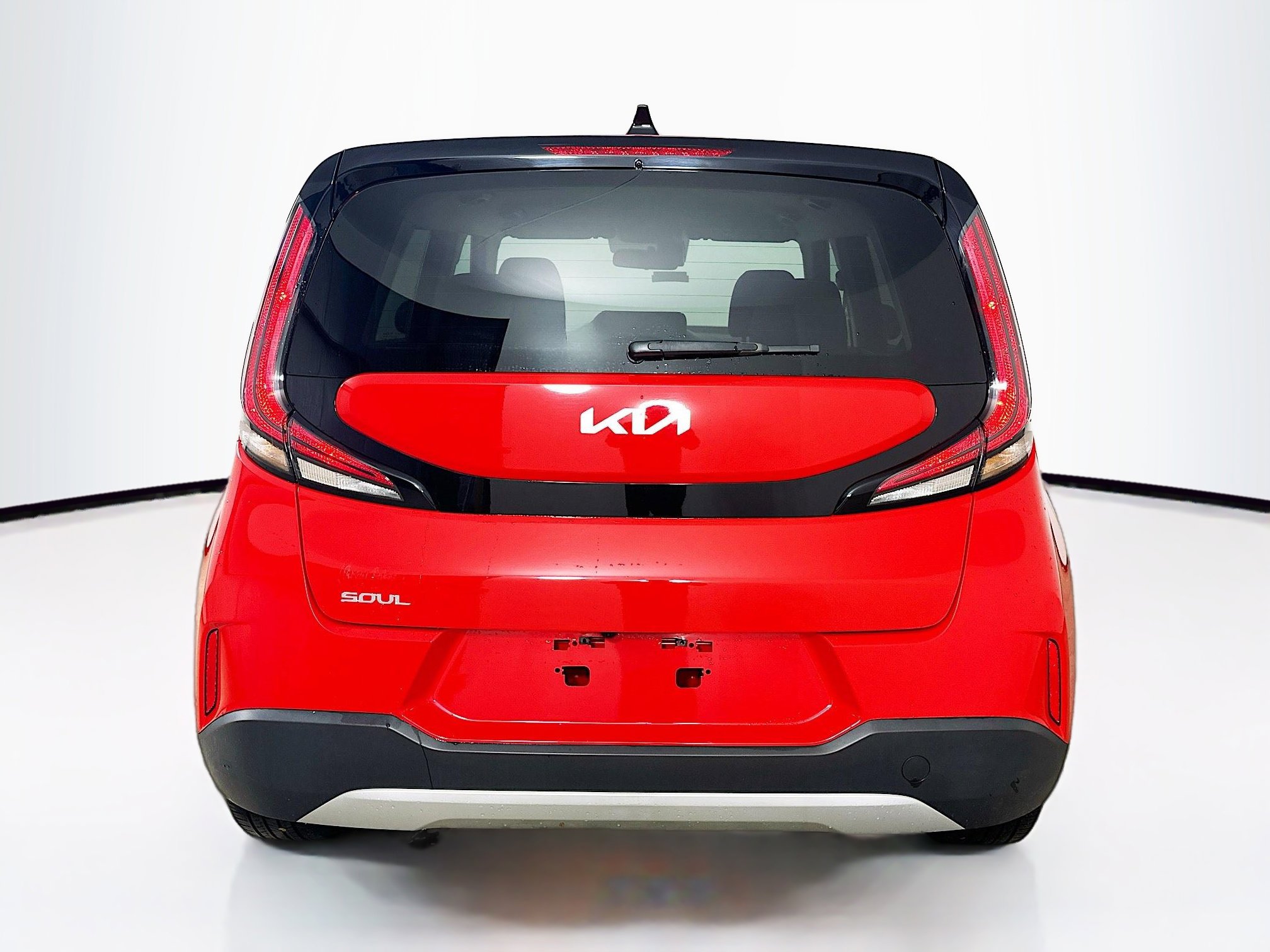 Used 2023 Kia Soul LX w/ LX Technology Package image 7