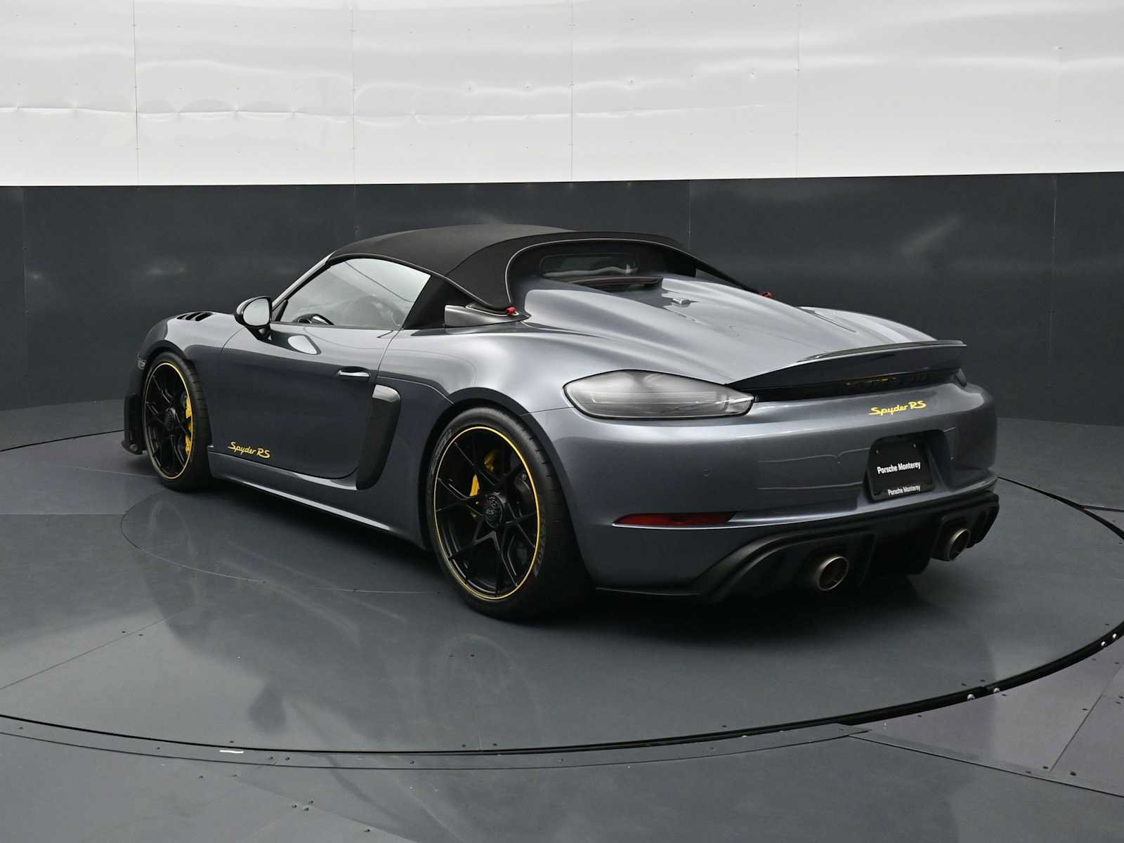 Certified 2025 Porsche 718 Boxster Spyder RS RWD image 3