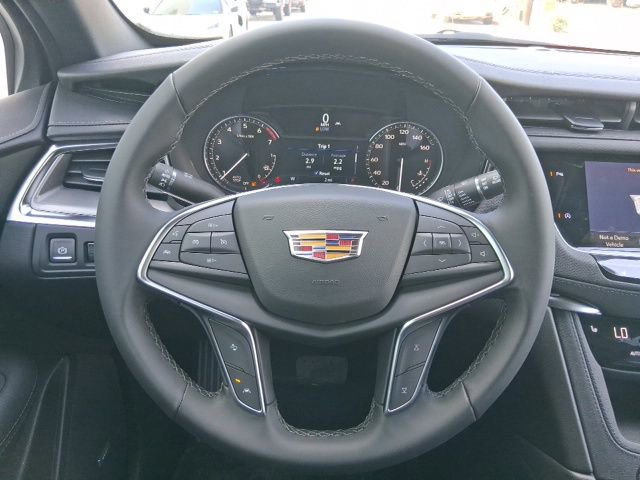 New 2026 Cadillac XT5 Luxury w/ LPO, Premium Carpet Package image 10