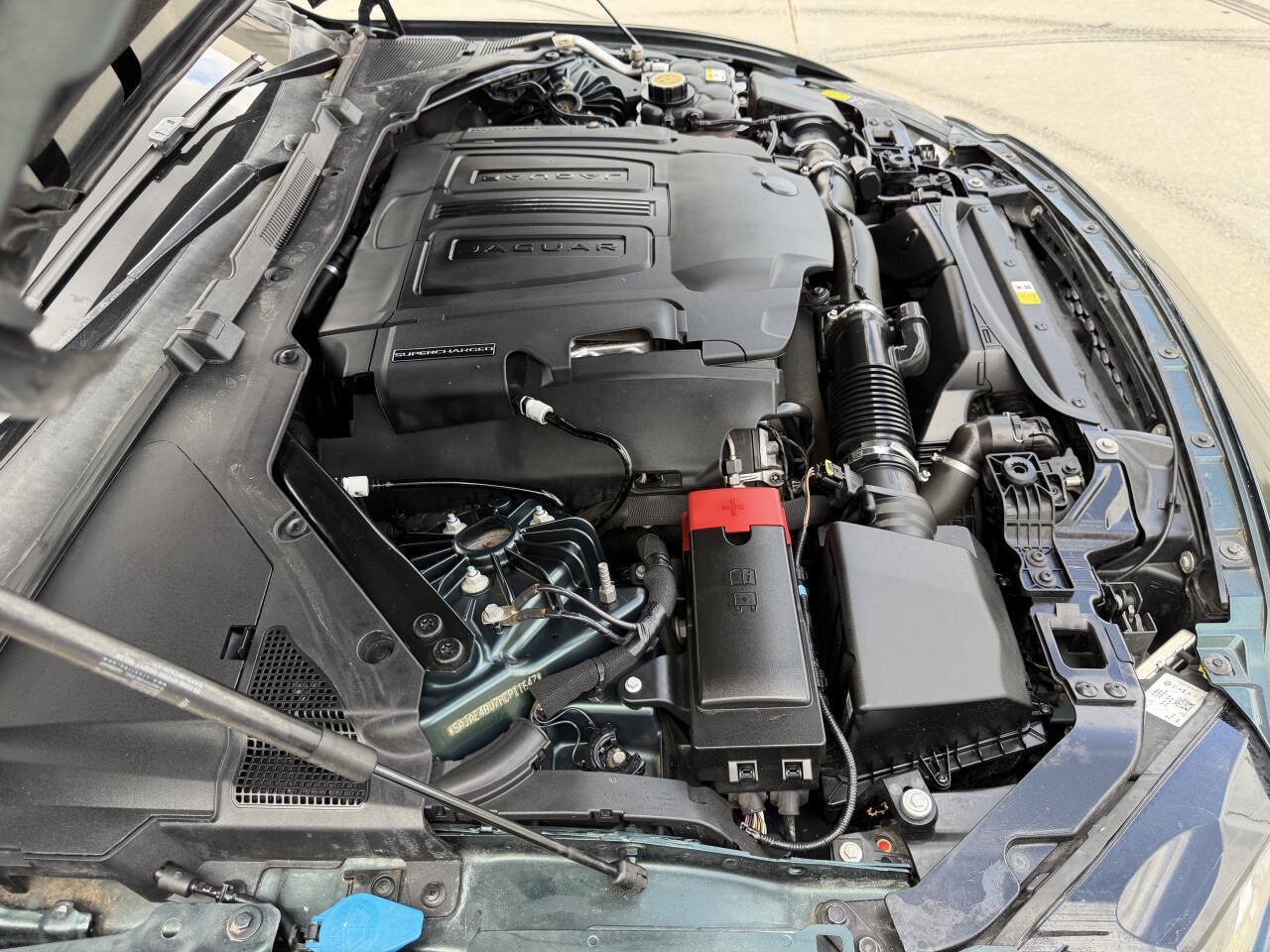 Used 2017 Jaguar XE Prestige RWD image 26