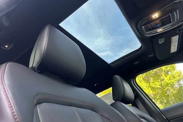 New 2026 Jeep Cherokee Limited image 17