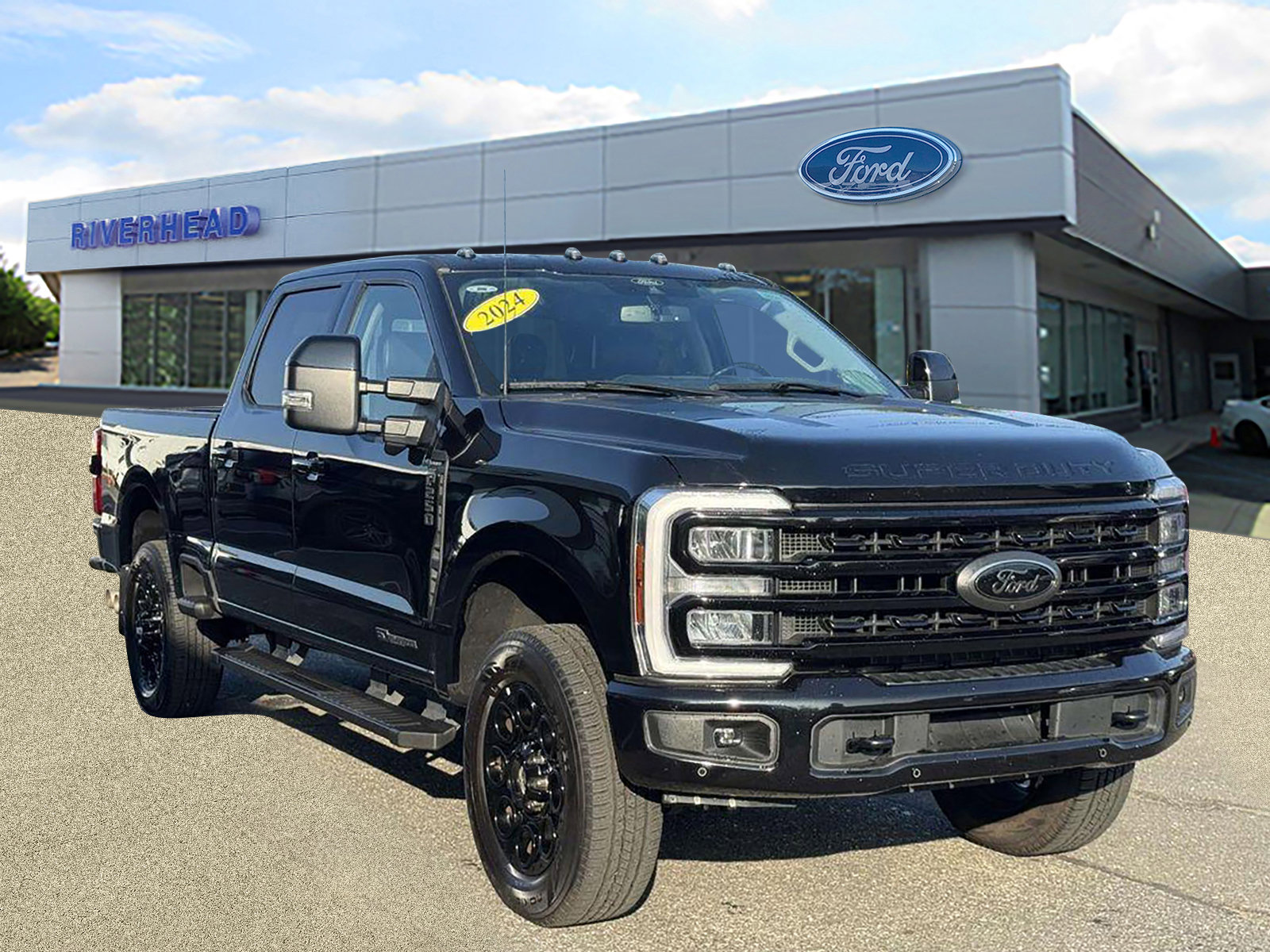 Used 2024 Ford F250 Lariat w/ Lariat Ultimate Package image 2