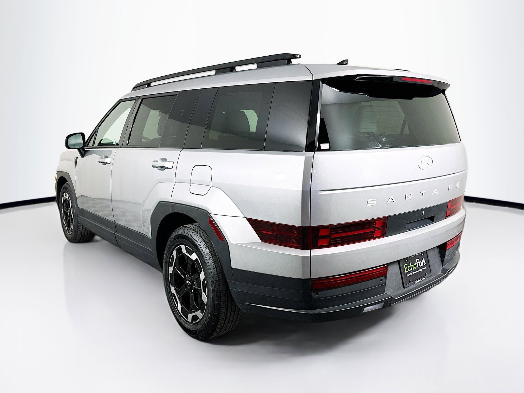 Used 2025 Hyundai Santa Fe SEL image 5