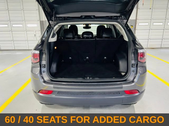 Used 2020 Jeep Compass Latitude w/ Popular Equipment Group AWD/4WD image 9