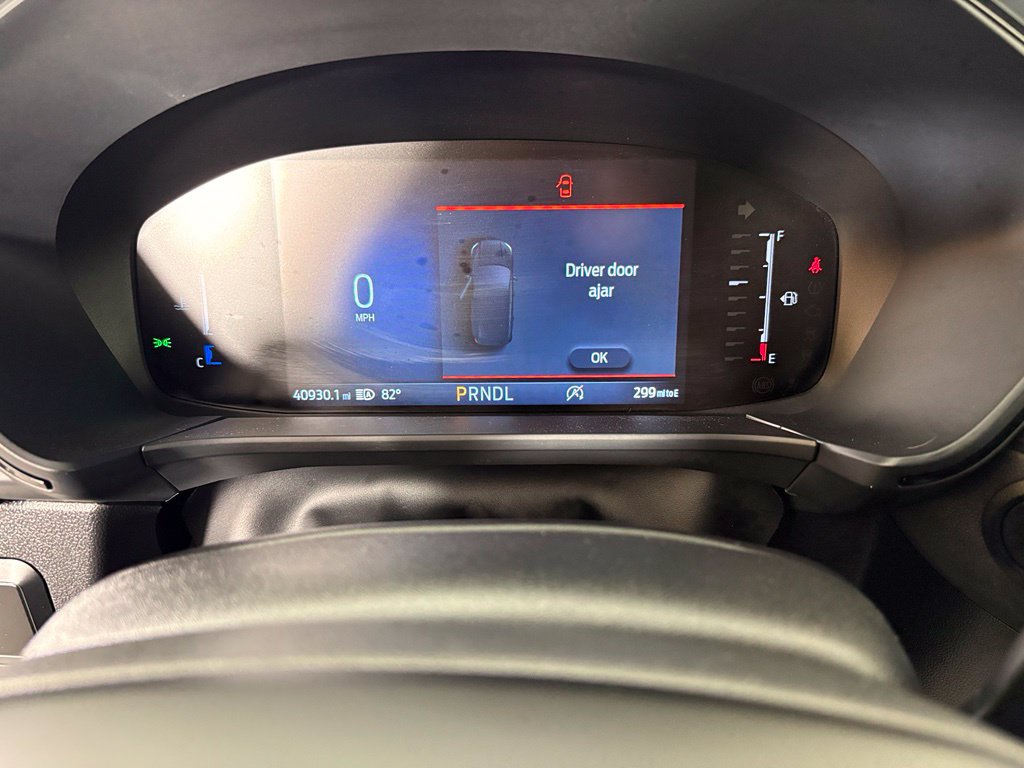 Used 2025 Ford Escape ST-Line FWD image 32