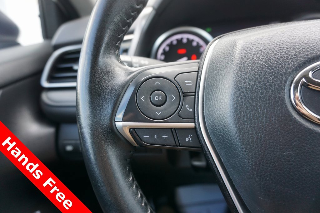 Used 2023 Toyota Camry XLE image 4