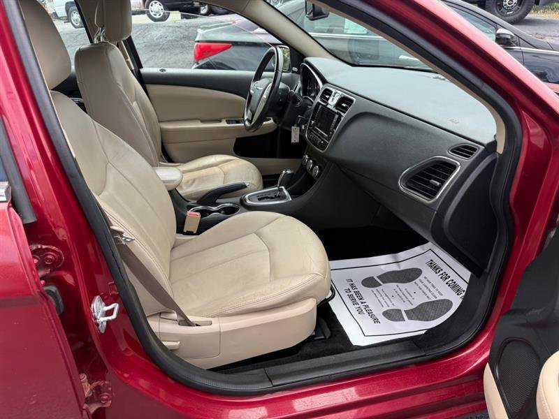 Used 2014 Chrysler 200 Limited w/ Sun/Sound Group FWD image 23