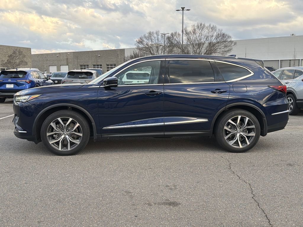 Used 2023 Acura MDX SH-AWD w/ Technology Package image 6