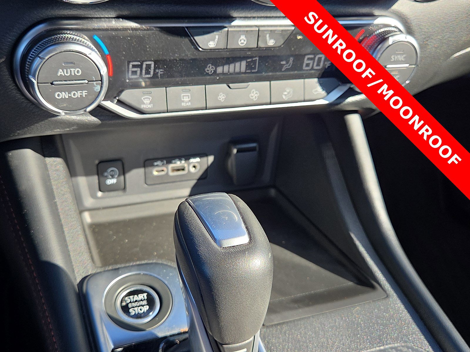 Used 2024 Nissan Sentra SR w/ SR Premium Package image 19