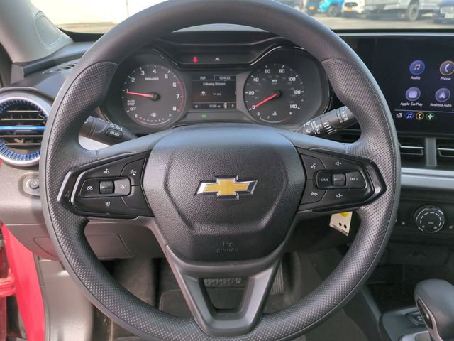 Used 2024 Chevrolet Trax LS w/ LS Convenience Package FWD image 9