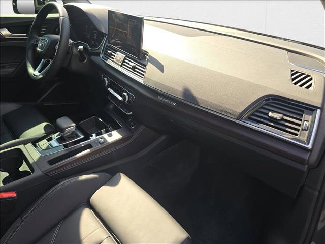 Used 2024 Audi Q5 2.0T Premium Plus w/ Premium Plus Package image 23