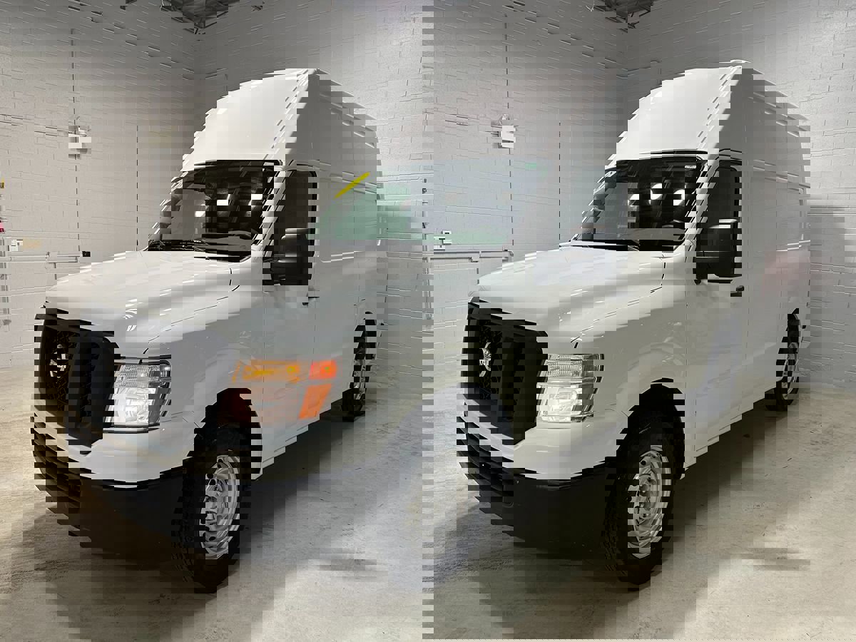 Used 2018 Nissan NV 2500 SV w/ Rear Door Glass Package image 17