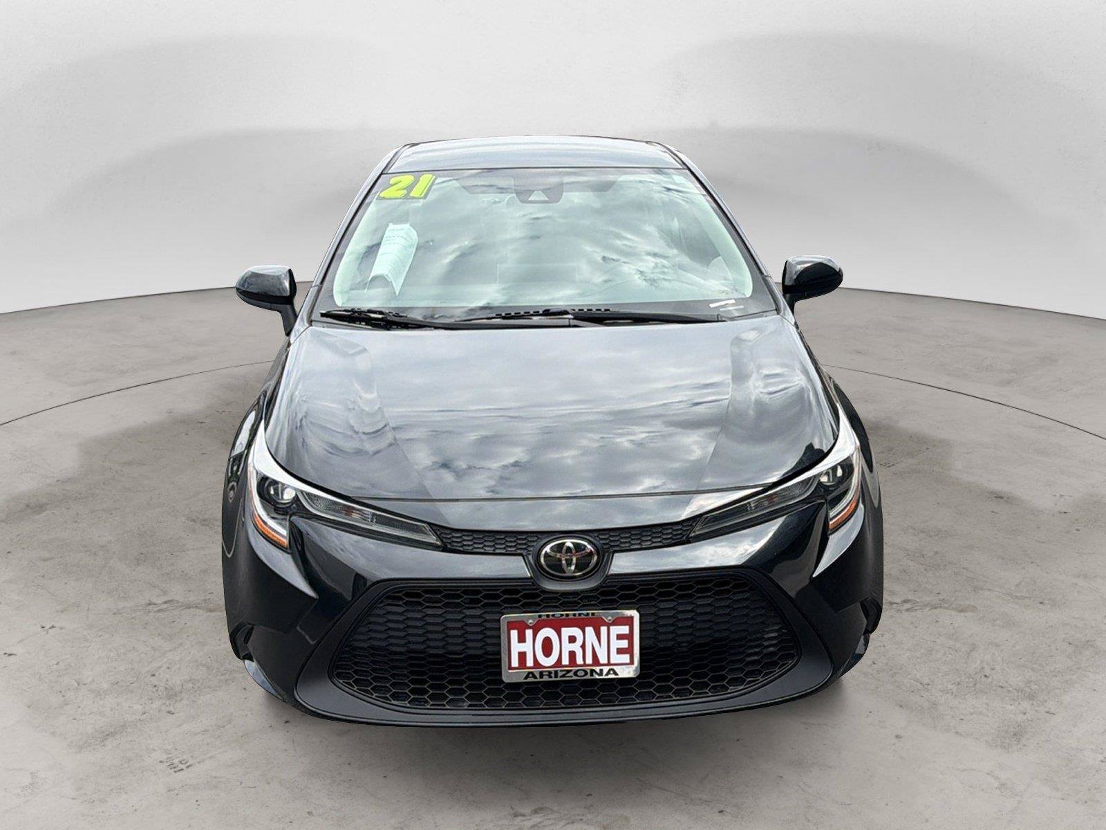 Used 2021 Toyota Corolla LE w/ Carpet Mat Package (TMS) FWD image 2