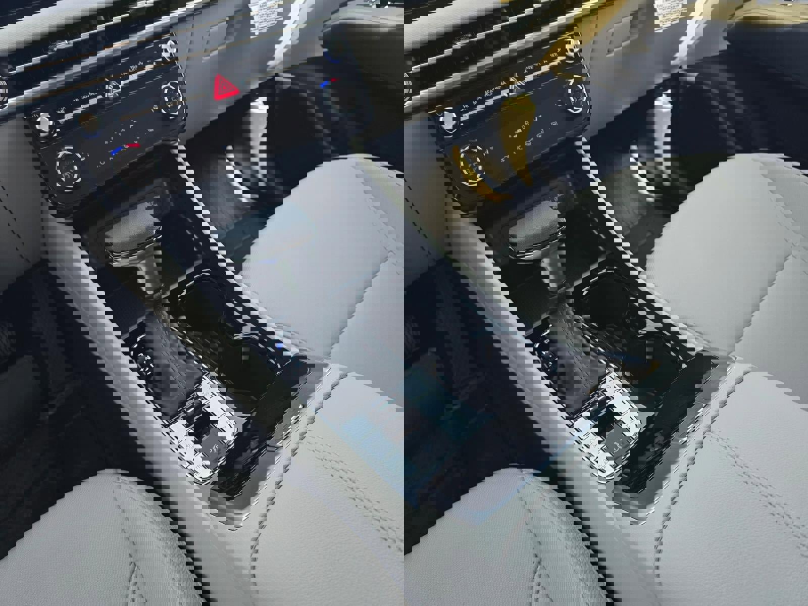 New 2026 Hyundai Tucson SEL image 16