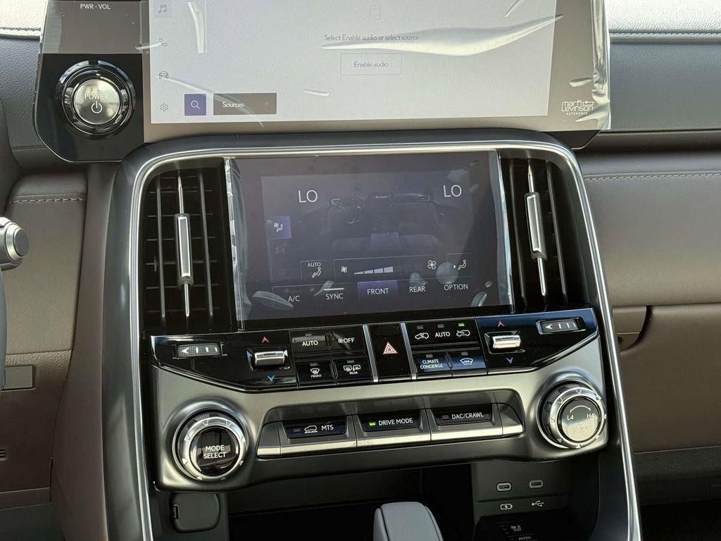Used 2026 Lexus LX 700h Luxury w/ Accessory Package (Z1) image 14