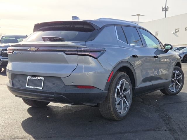 New 2026 Chevrolet Equinox EV LT image 18