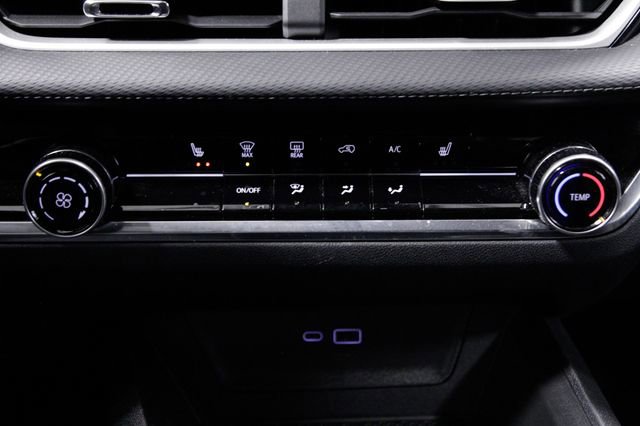 Used 2025 Chevrolet Equinox LT image 28