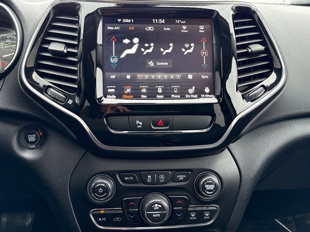 Used 2020 Jeep Cherokee Limited AWD/4WD image 19