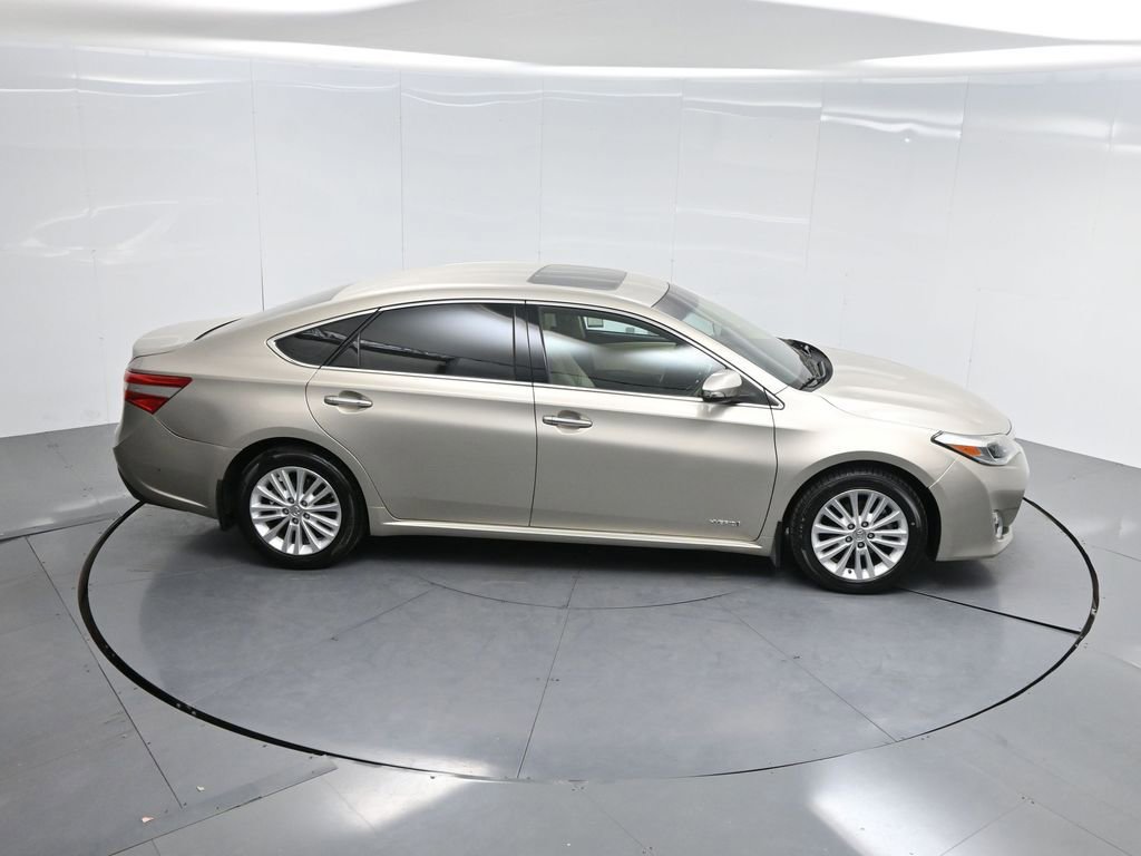 Used 2013 Toyota Avalon Limited image 50