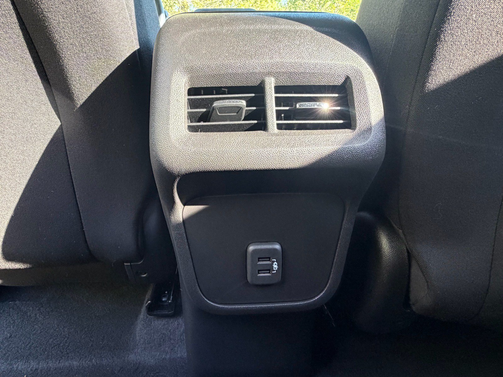 Used 2024 Chevrolet Equinox LT w/ LPO, Floor Liner Package FWD image 39