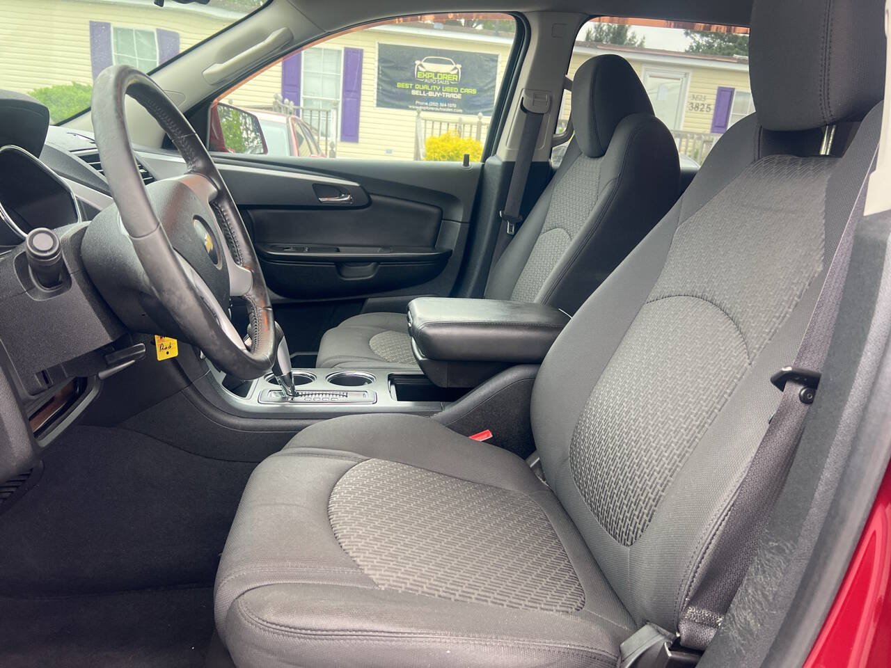 Used 2010 Chevrolet Traverse LT AWD/4WD image 13