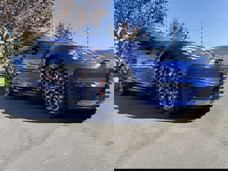 Used 2021 Tesla Model S Plaid image 2
