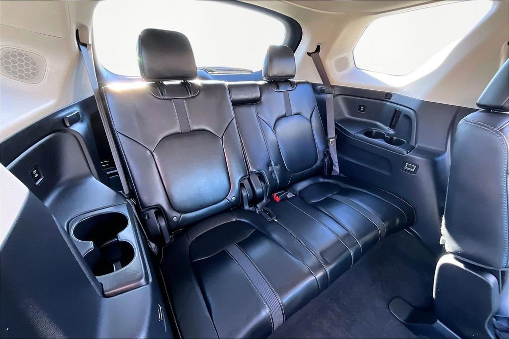 Used 2024 Honda Pilot Touring image 20