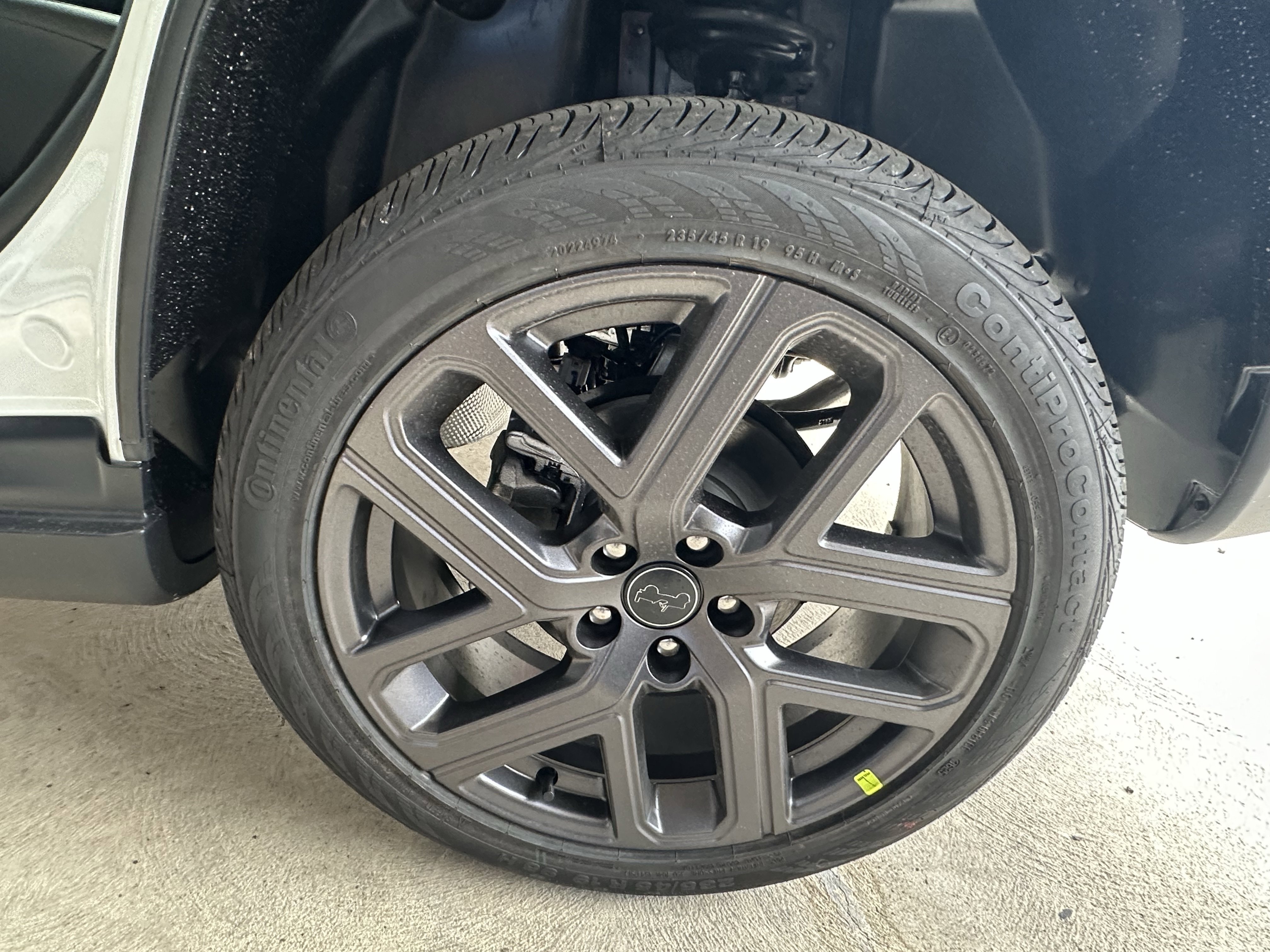 New 2026 Jeep Compass Limited image 30