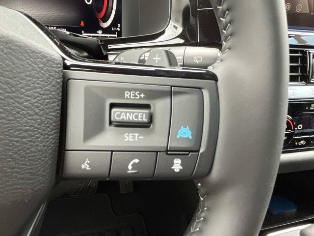 New 2026 Nissan Pathfinder SL AWD/4WD image 28