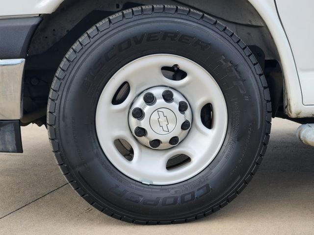 Used 2019 Chevrolet Express 2500 w/ Driver Convenience Package image 10