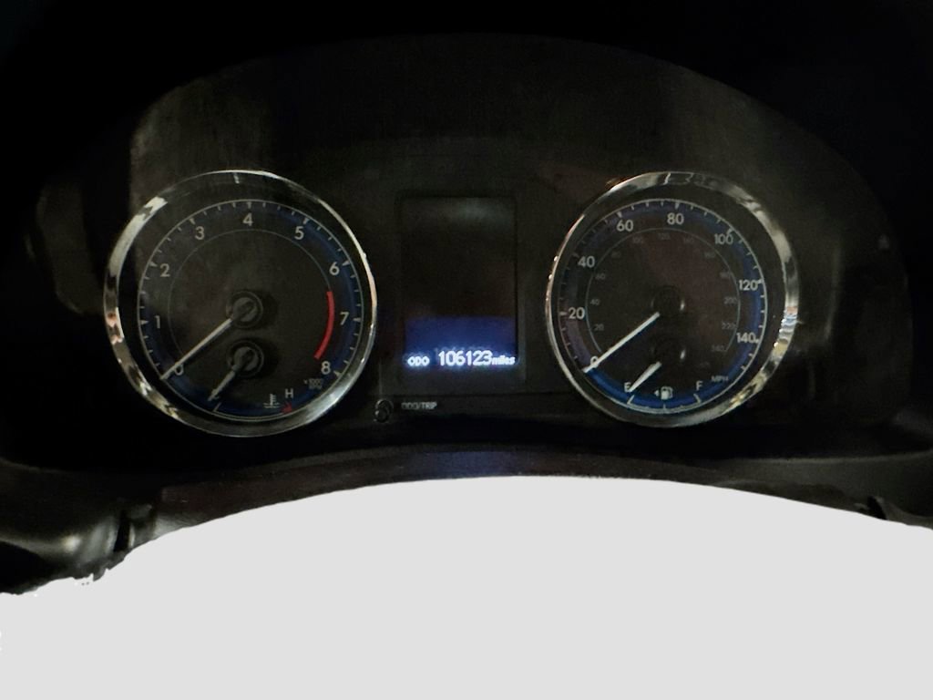 Used 2017 Toyota Corolla LE image 14