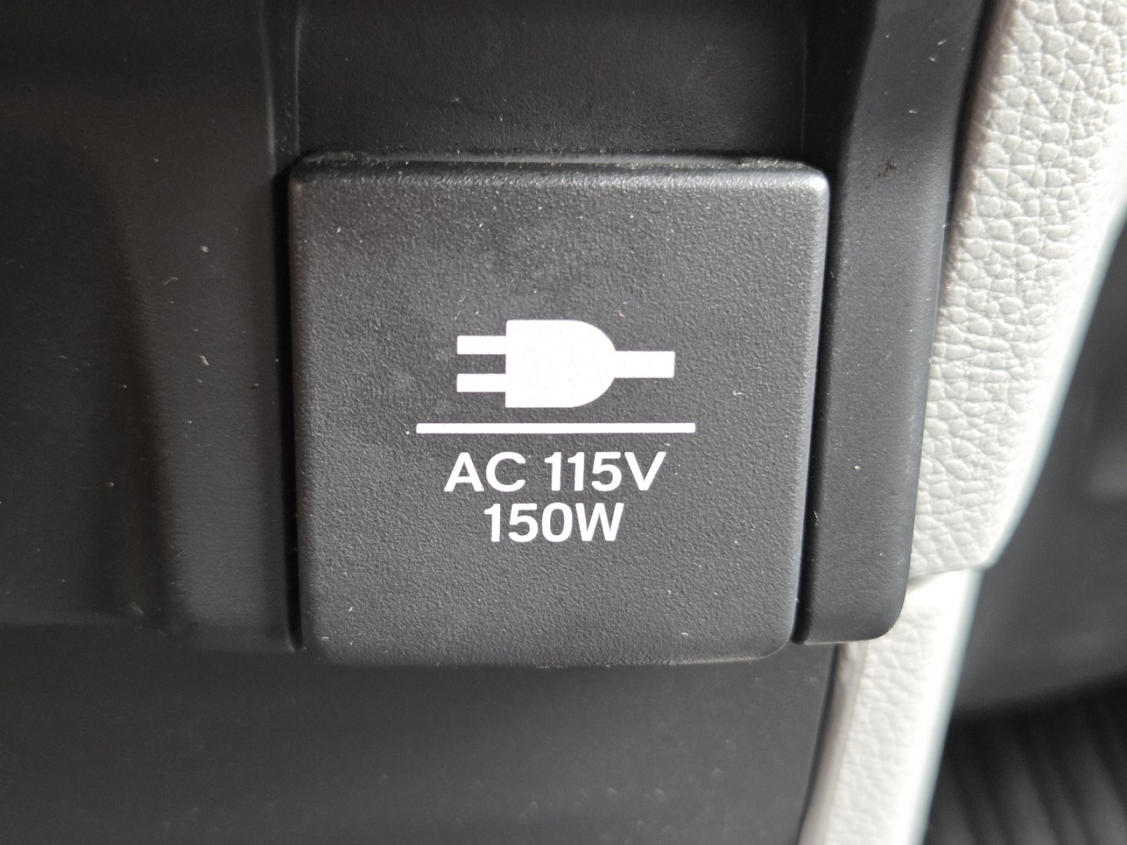 Used 2018 Honda Odyssey Touring image 10
