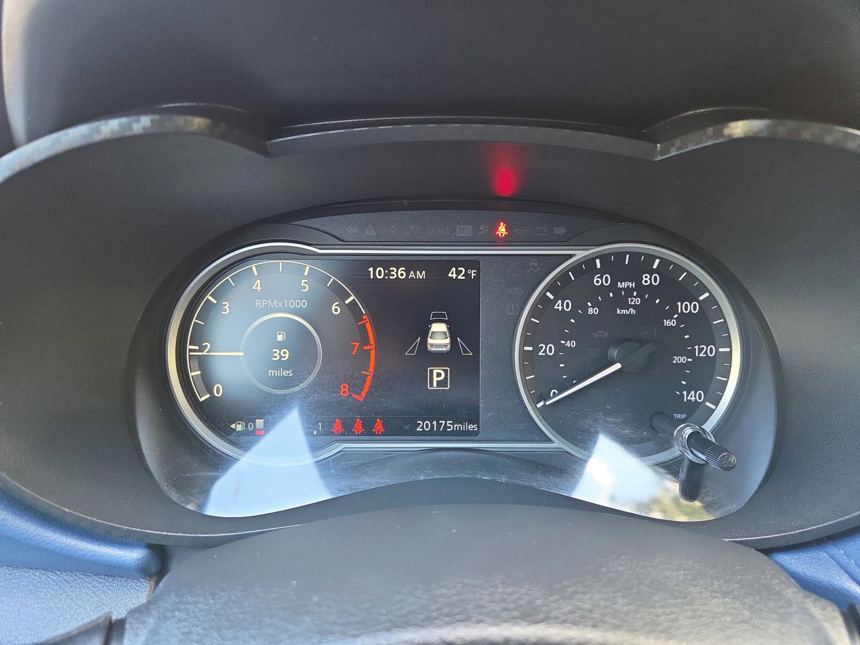 Used 2025 Nissan Versa SV image 16