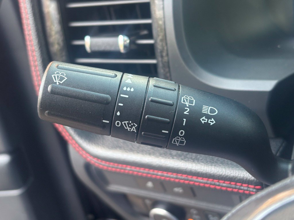 Used 2024 Ford Expedition Limited AWD/4WD image 25