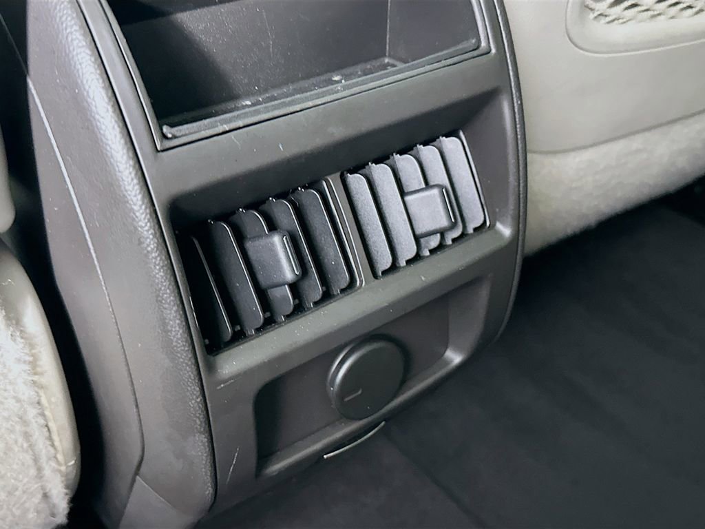 Used 2015 Cadillac SRX Performance w/ Driver Awareness Package image 34