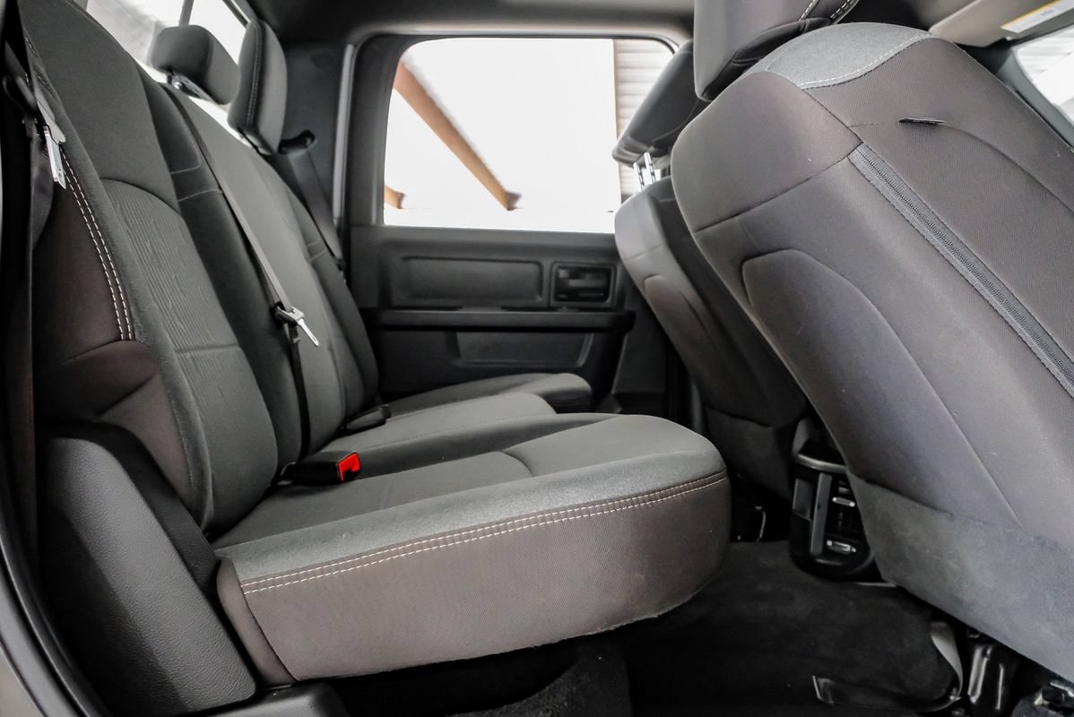 Used 2024 RAM 2500 Tradesman w/ Chrome Appearance Group AWD/4WD image 34