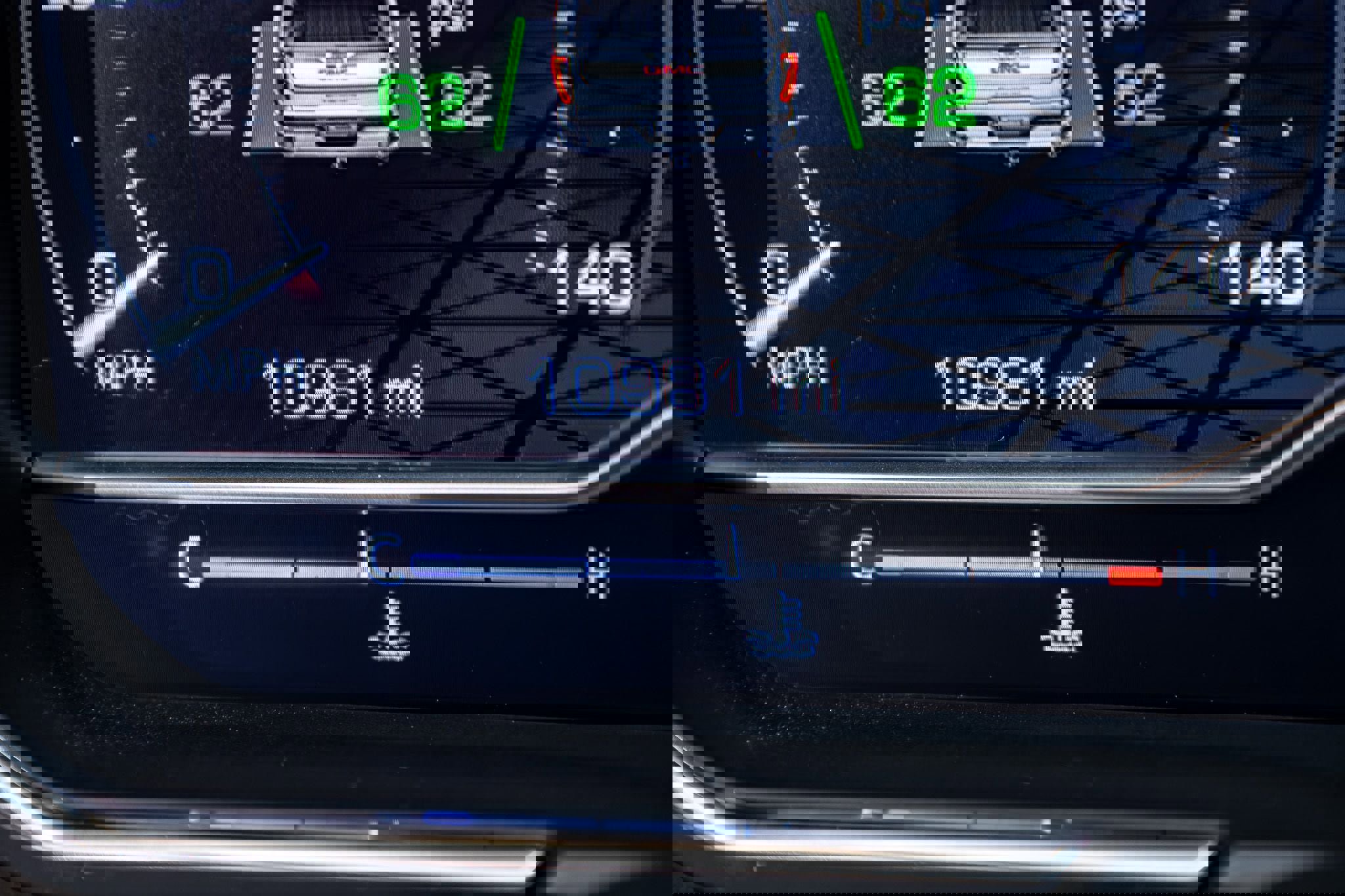 Used 2024 GMC Sierra 2500 AT4 w/ AT4 Premium Plus Package image 17