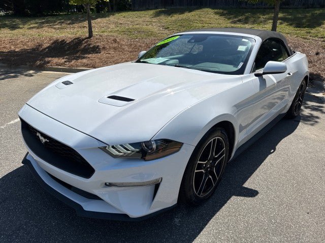 Used 2022 Ford Mustang Premium RWD image 3