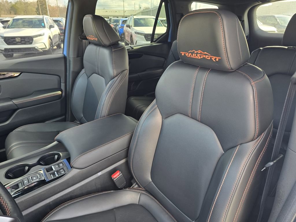 Used 2024 Honda Pilot TrailSport image 13