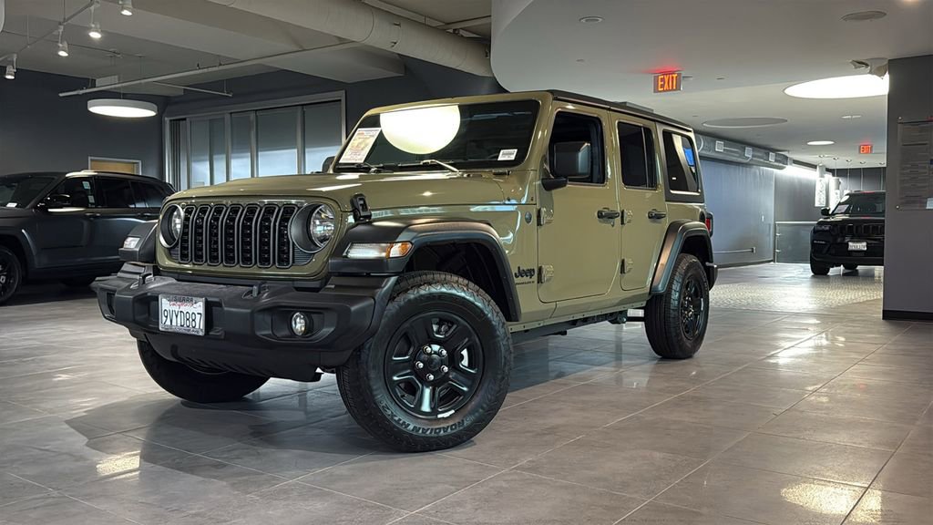 Used 2025 Jeep Wrangler Sport image 33