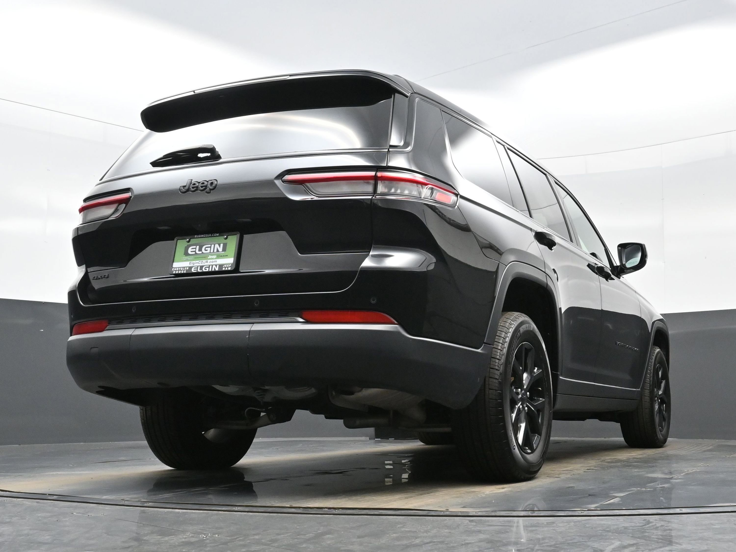 Used 2024 Jeep Grand Cherokee L Altitude image 30