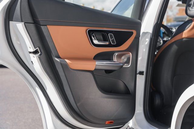 New 2026 Mercedes-Benz GLC 43 AMG 4MATIC Coupe image 37
