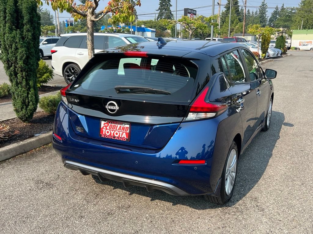 Used 2025 Nissan Leaf S FWD image 7