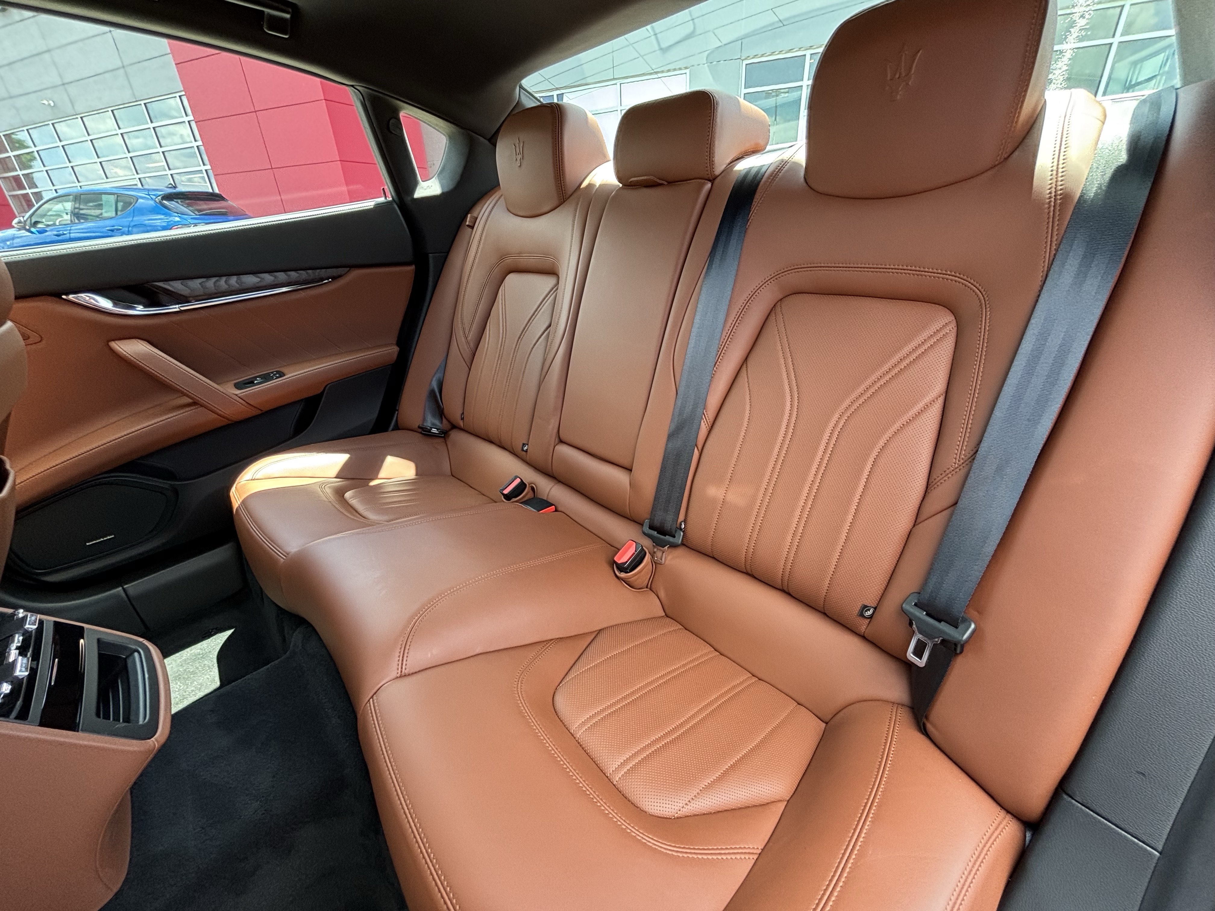 Used 2023 Maserati Quattroporte GT RWD image 37