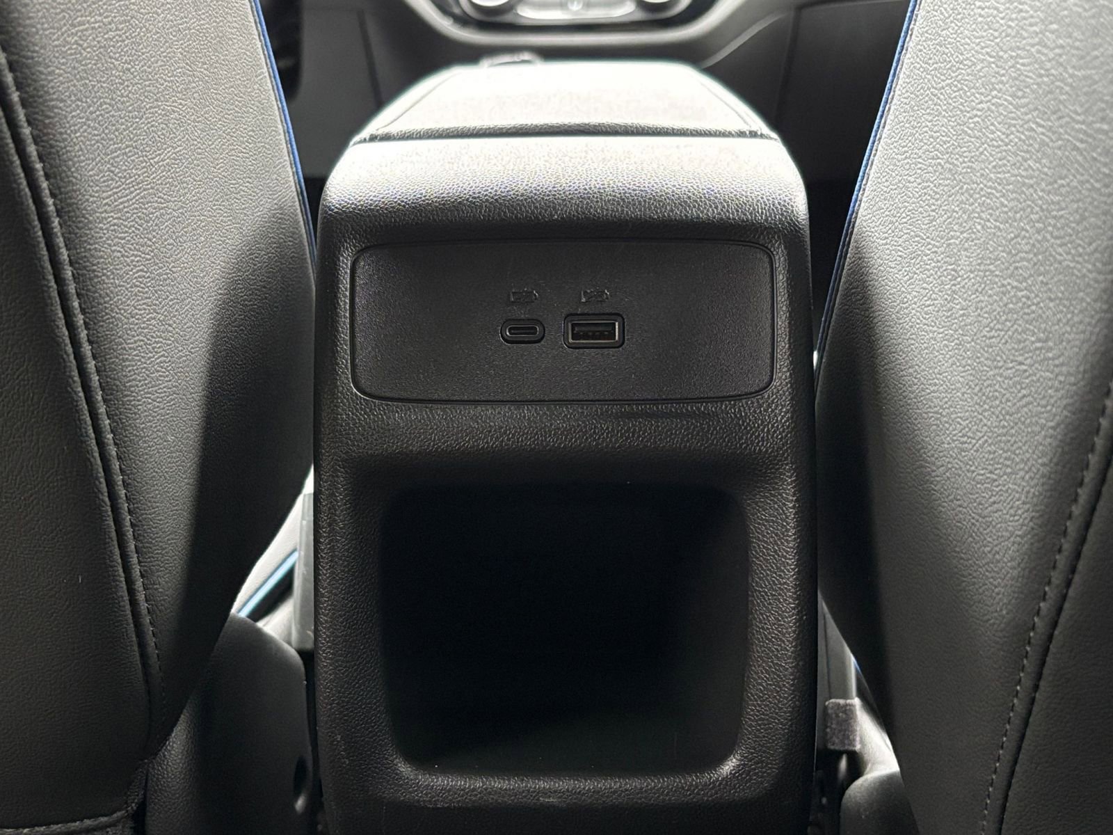 Used 2025 Buick Envista Sport Touring image 24